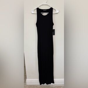 Liz & Sara Chic Black Maxi Dress
